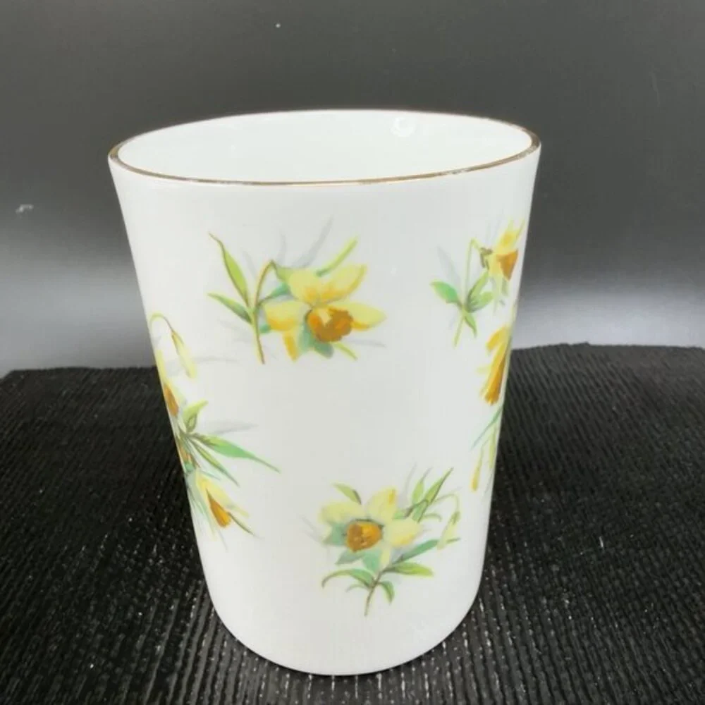 Hammersley Fine Bone China Spode Group Yellow Flowers Coffee Mug Cup England VTG